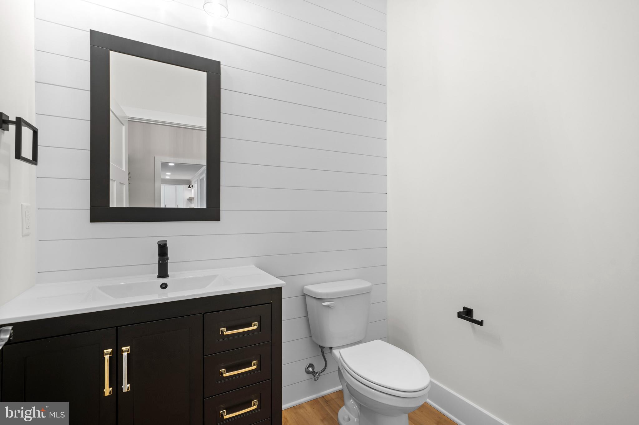 CLIFFTON ON THE POTOMAC - Residential