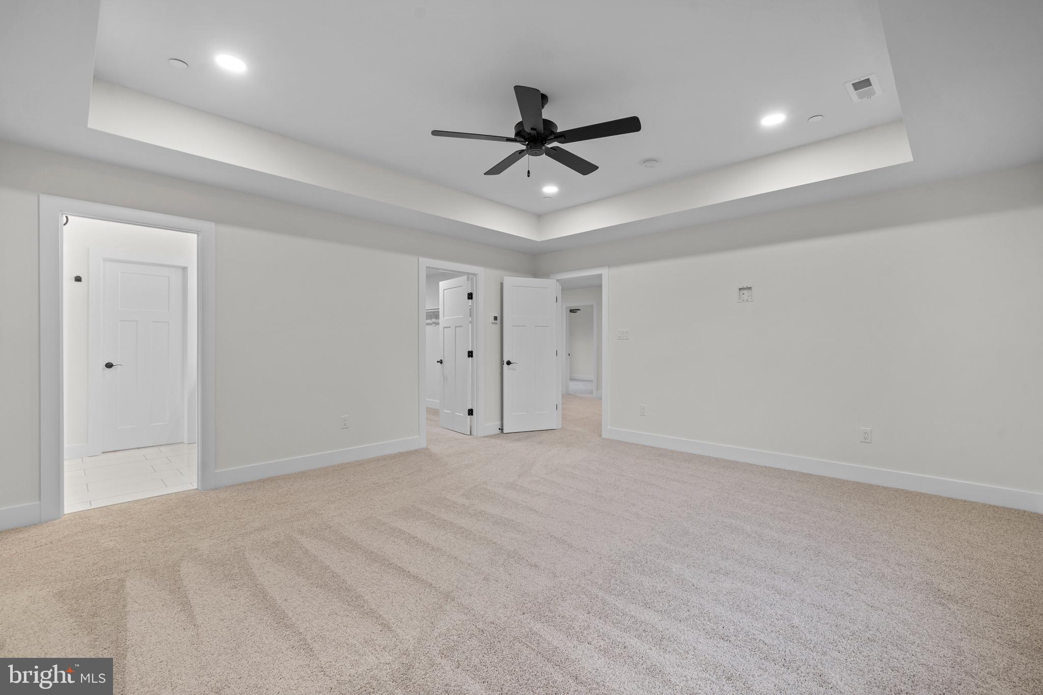 CLIFFTON ON THE POTOMAC - Residential