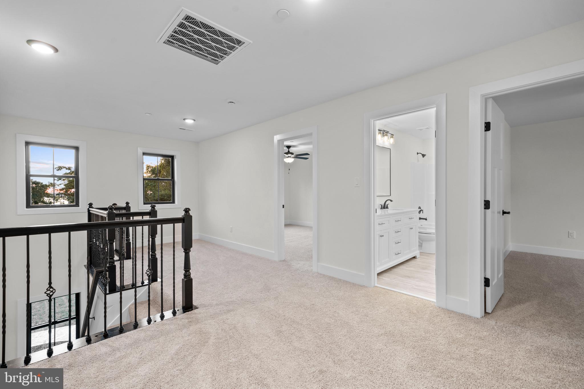 CLIFFTON ON THE POTOMAC - Residential