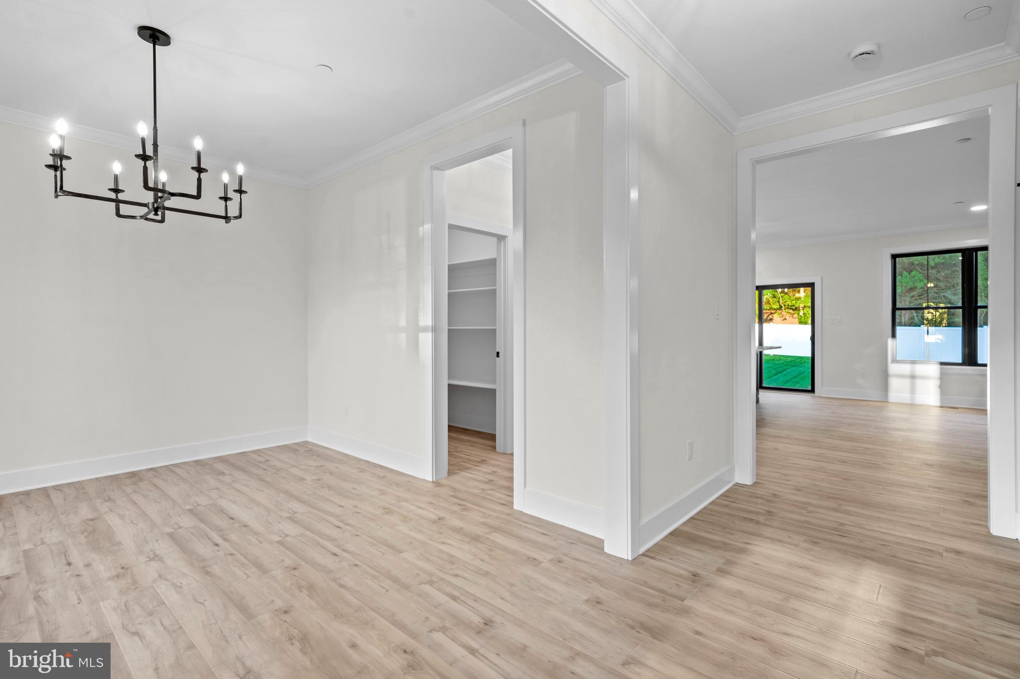 CLIFFTON ON THE POTOMAC - Residential