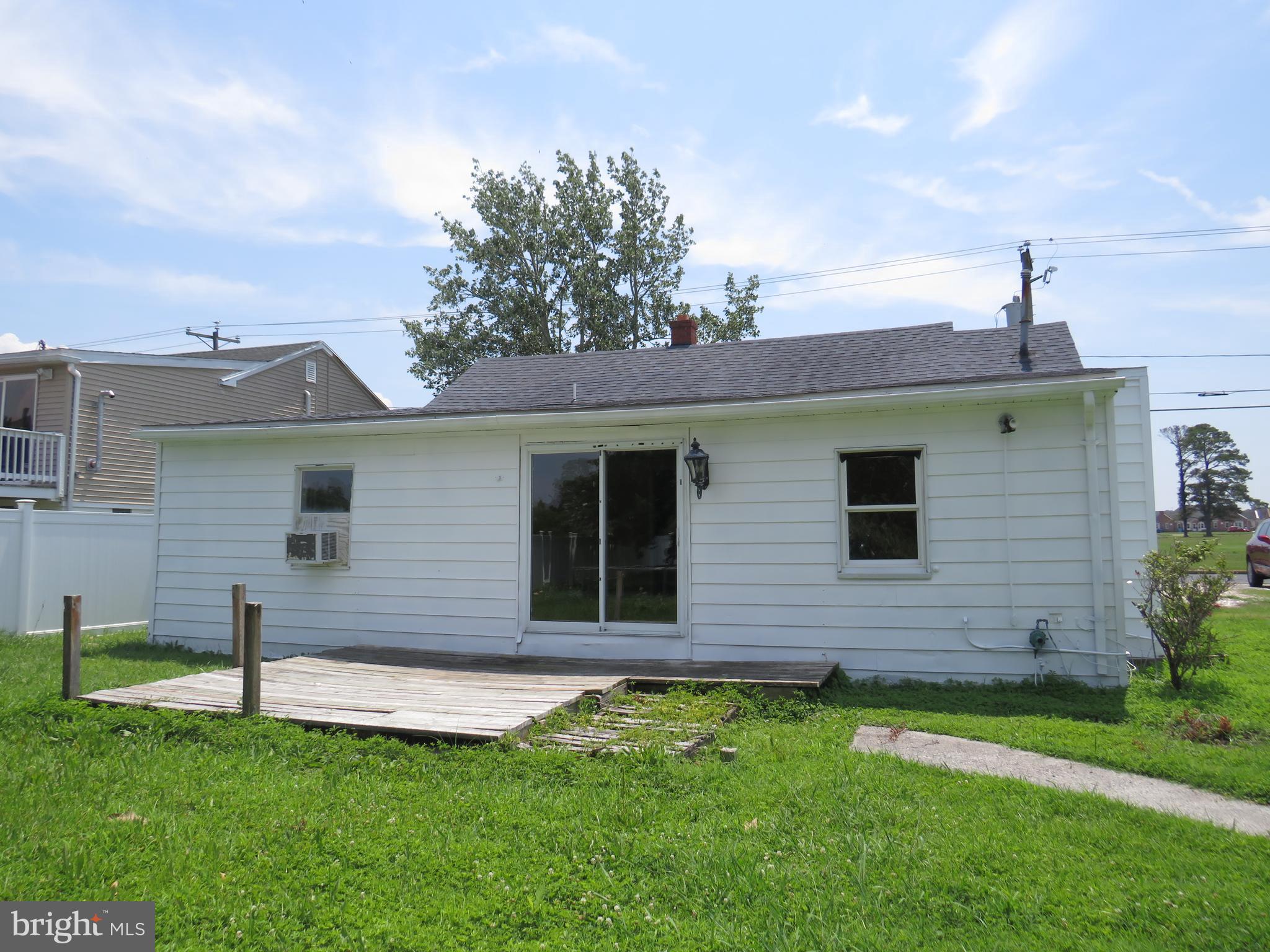 208 COVE STREET