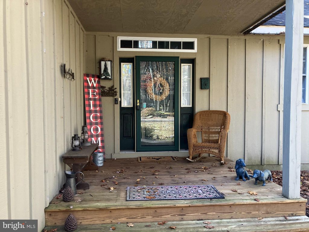 Photo of 408 Gentian Lane, POCONO PINES, PA 18350 (MLS # PAMR2005790)