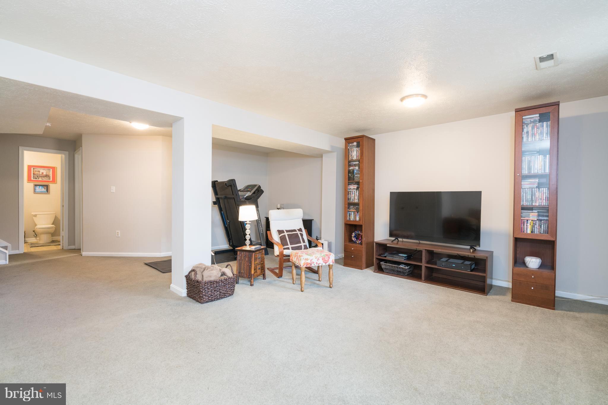 POINT OF WOODS EAST - Residential