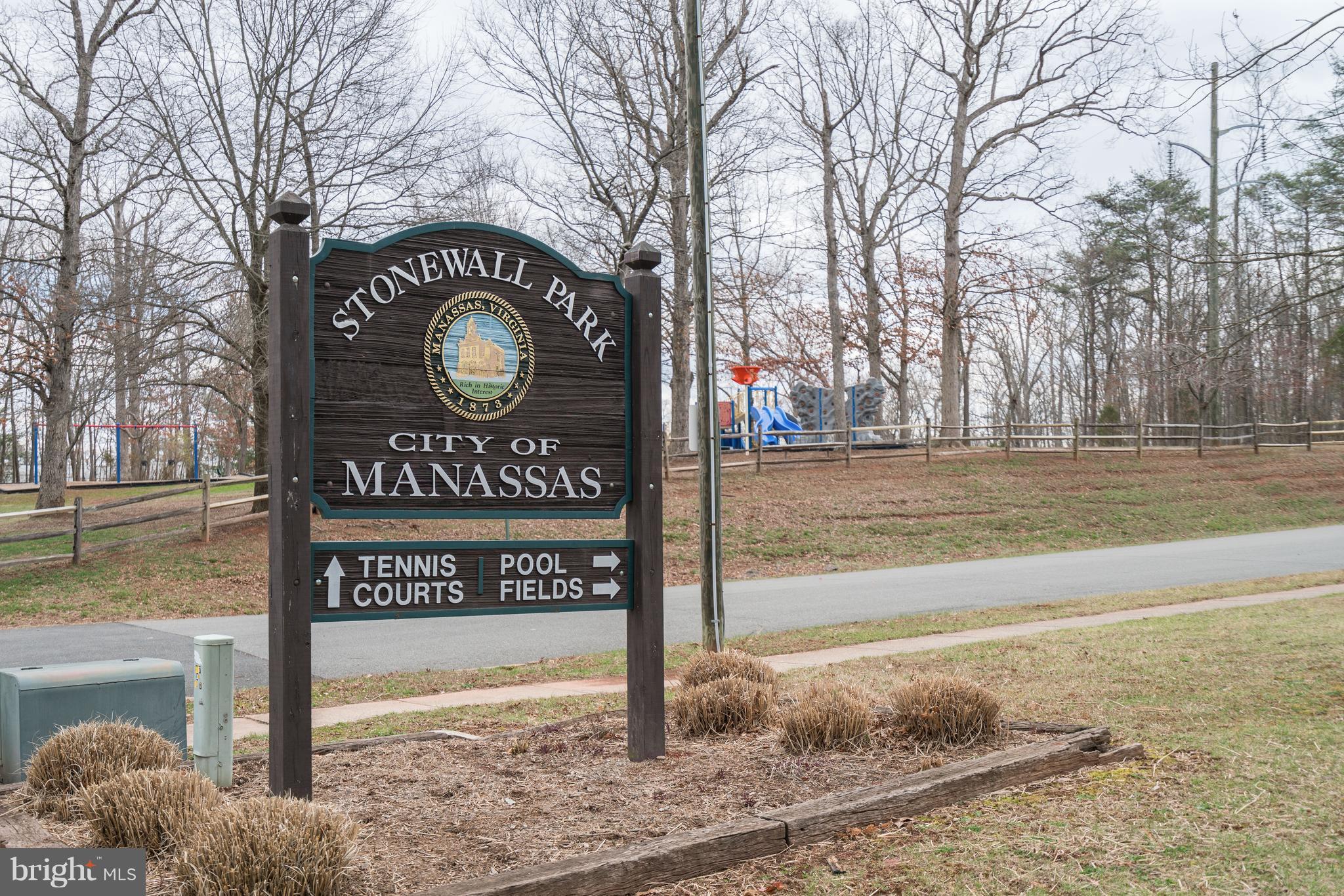 POINT OF WOODS EAST - Residential