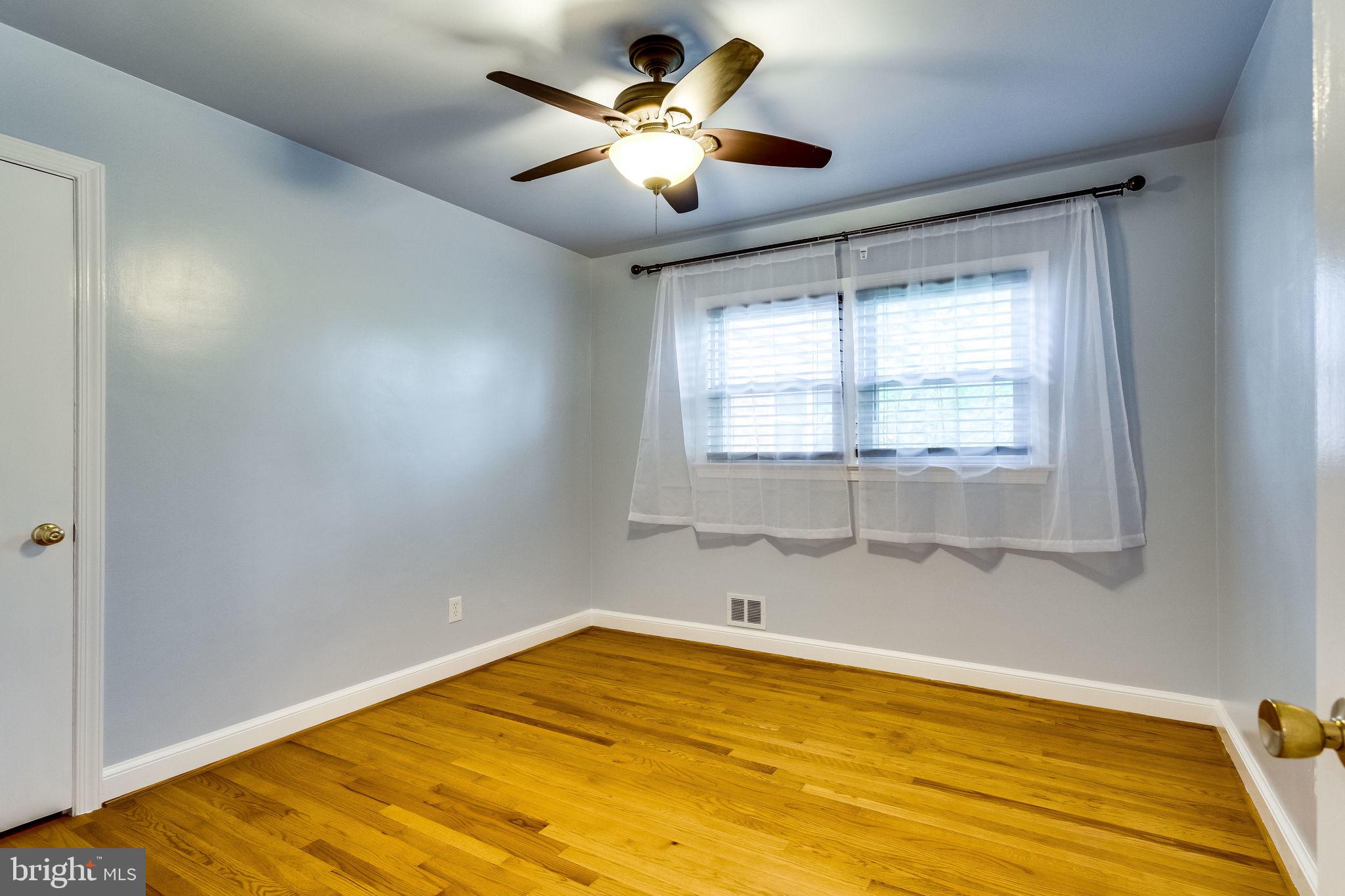 BOULEVARD MANOR - Residential Lease