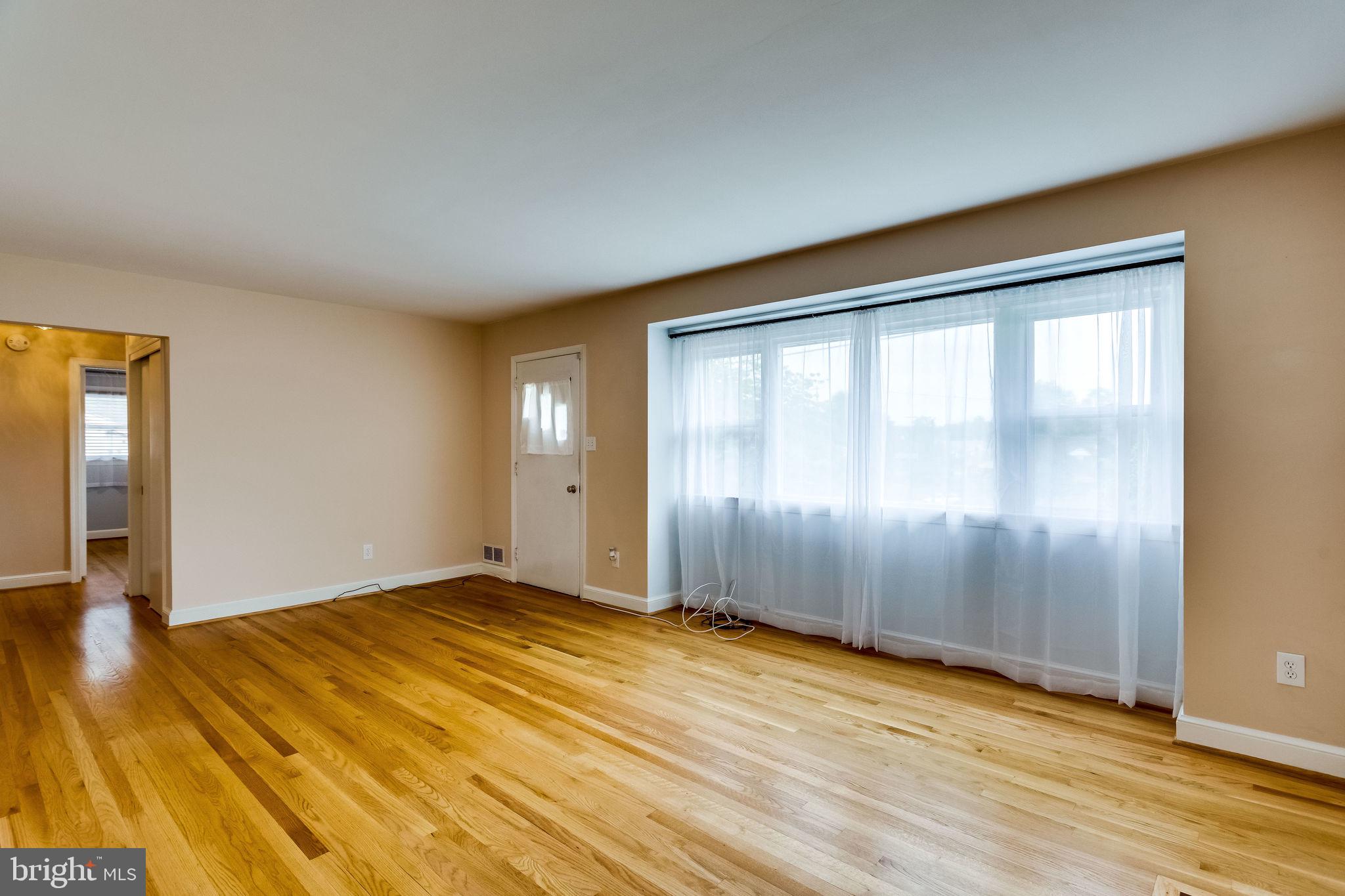 BOULEVARD MANOR - Residential Lease