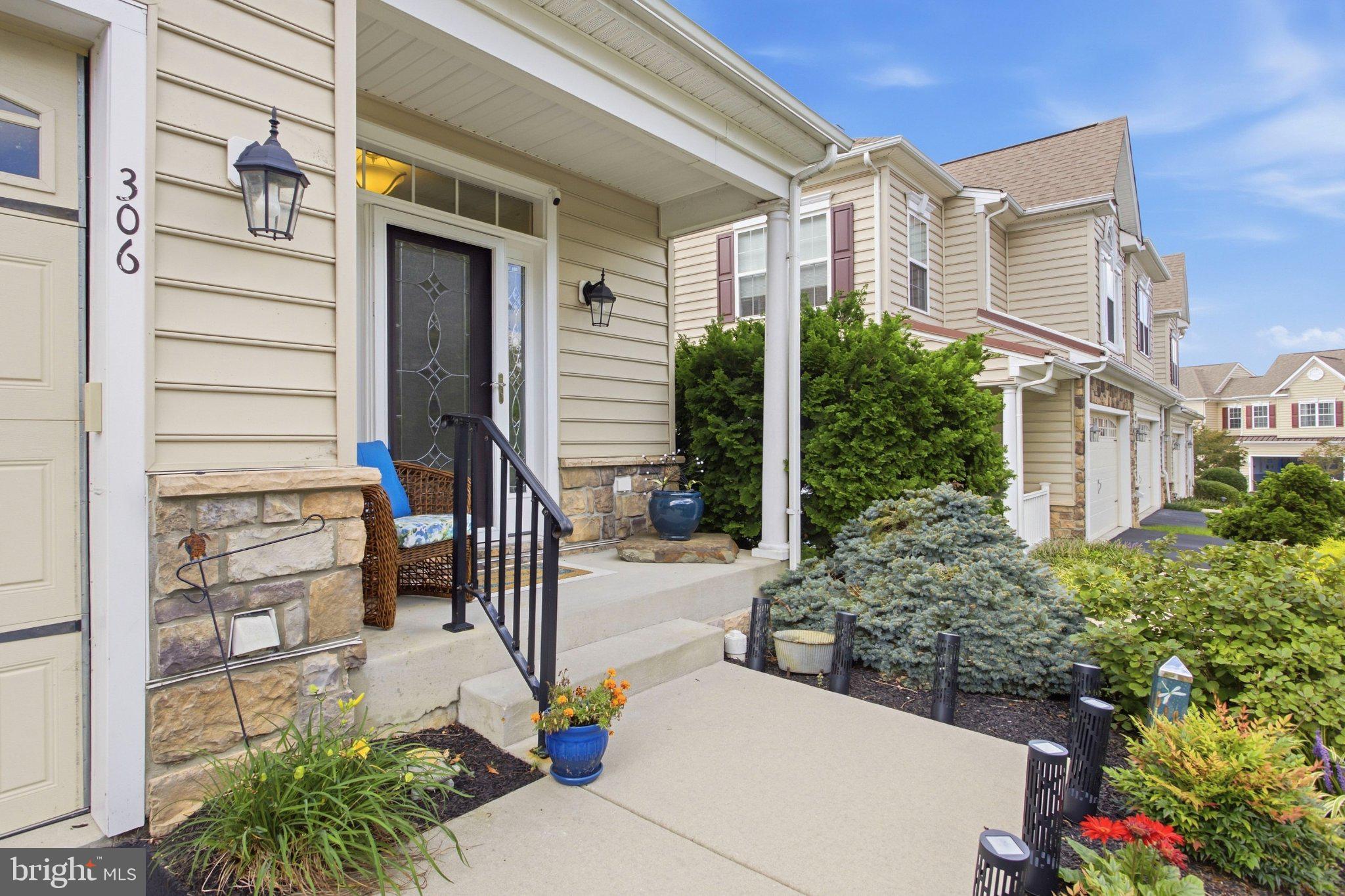 306 CASSELL COURT 306
