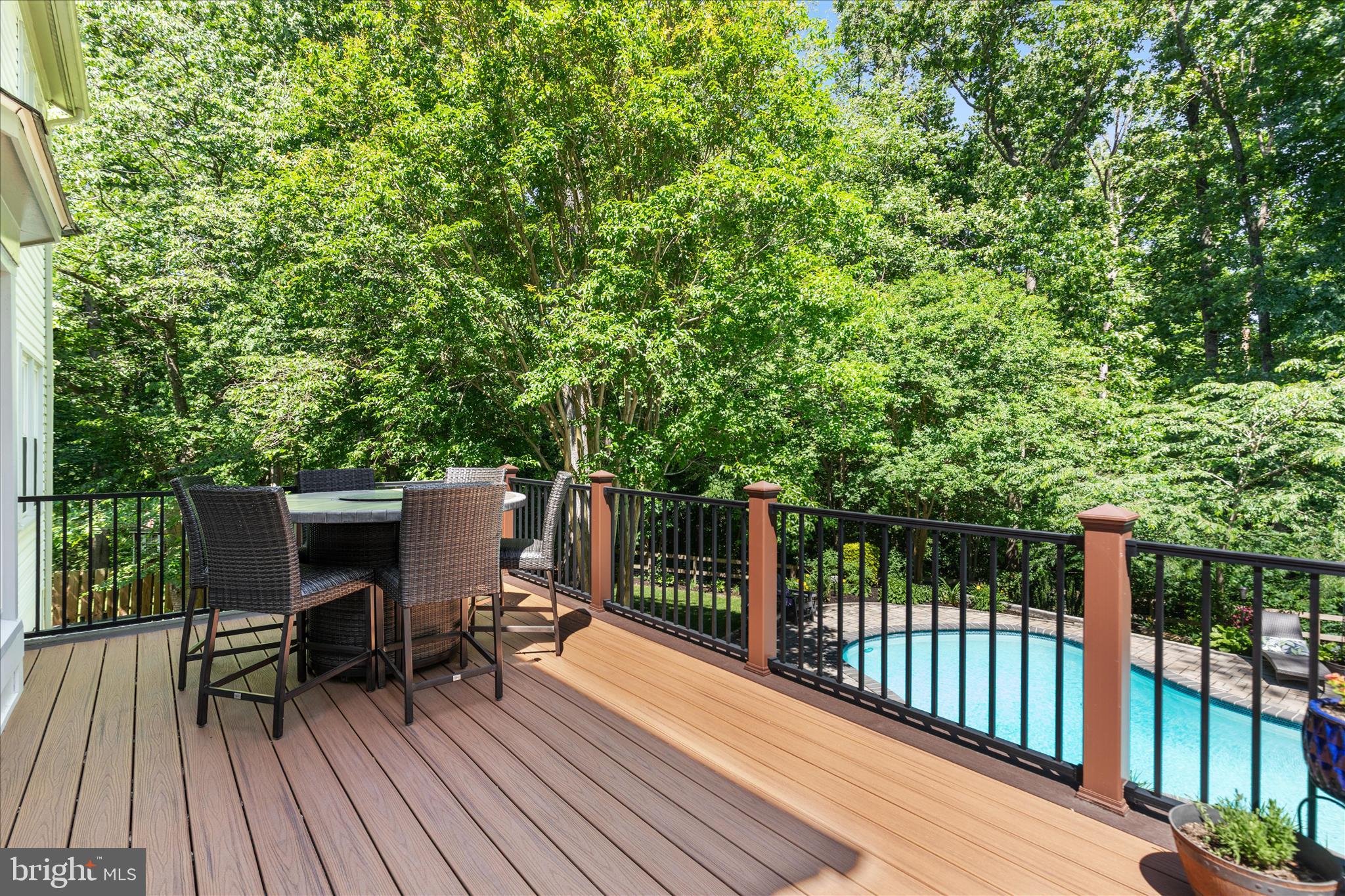 8201 RUNNING CREEK COURT