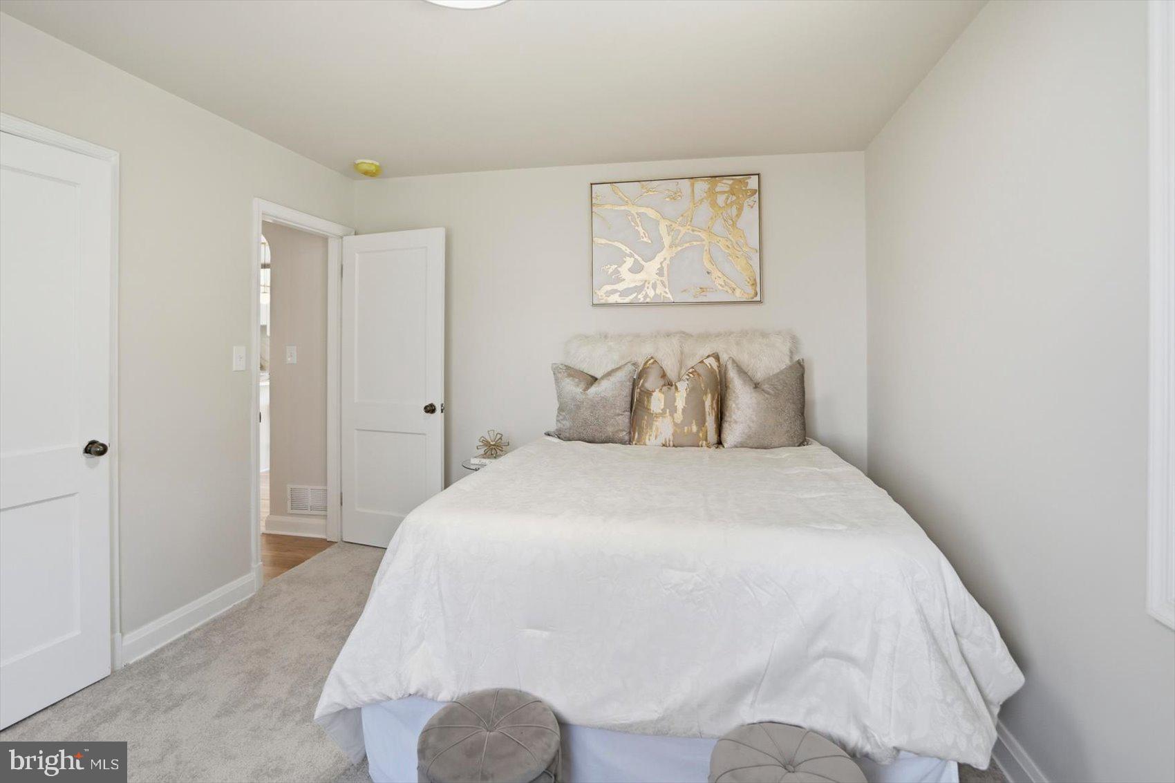 PERRY HALL - Residential