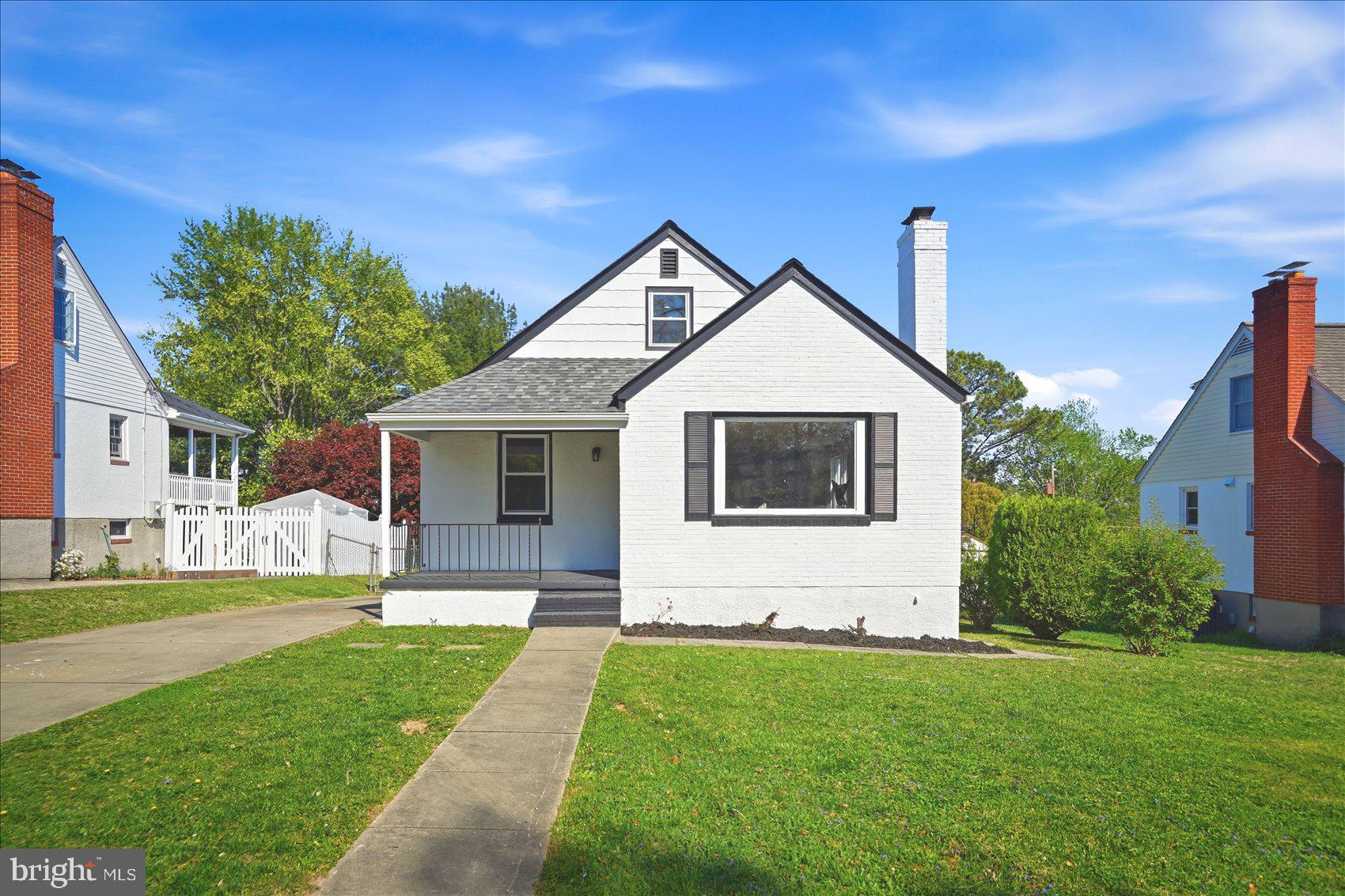 PERRY HALL - Residential