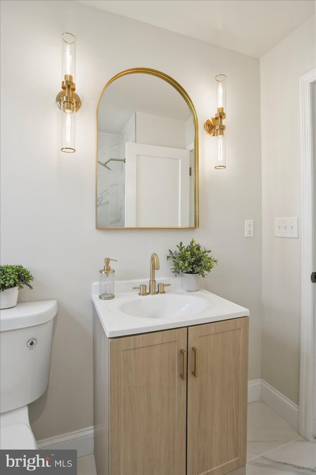 PERRY HALL - Residential