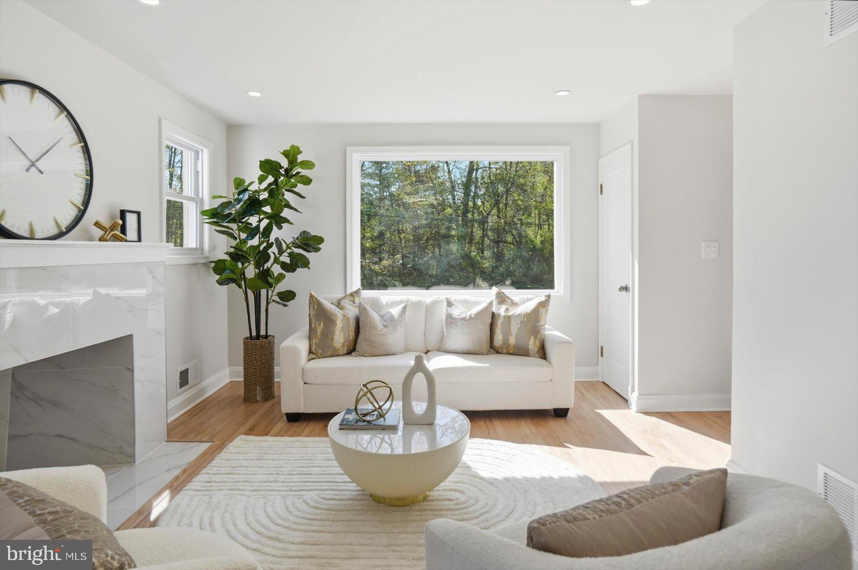 PERRY HALL - Residential