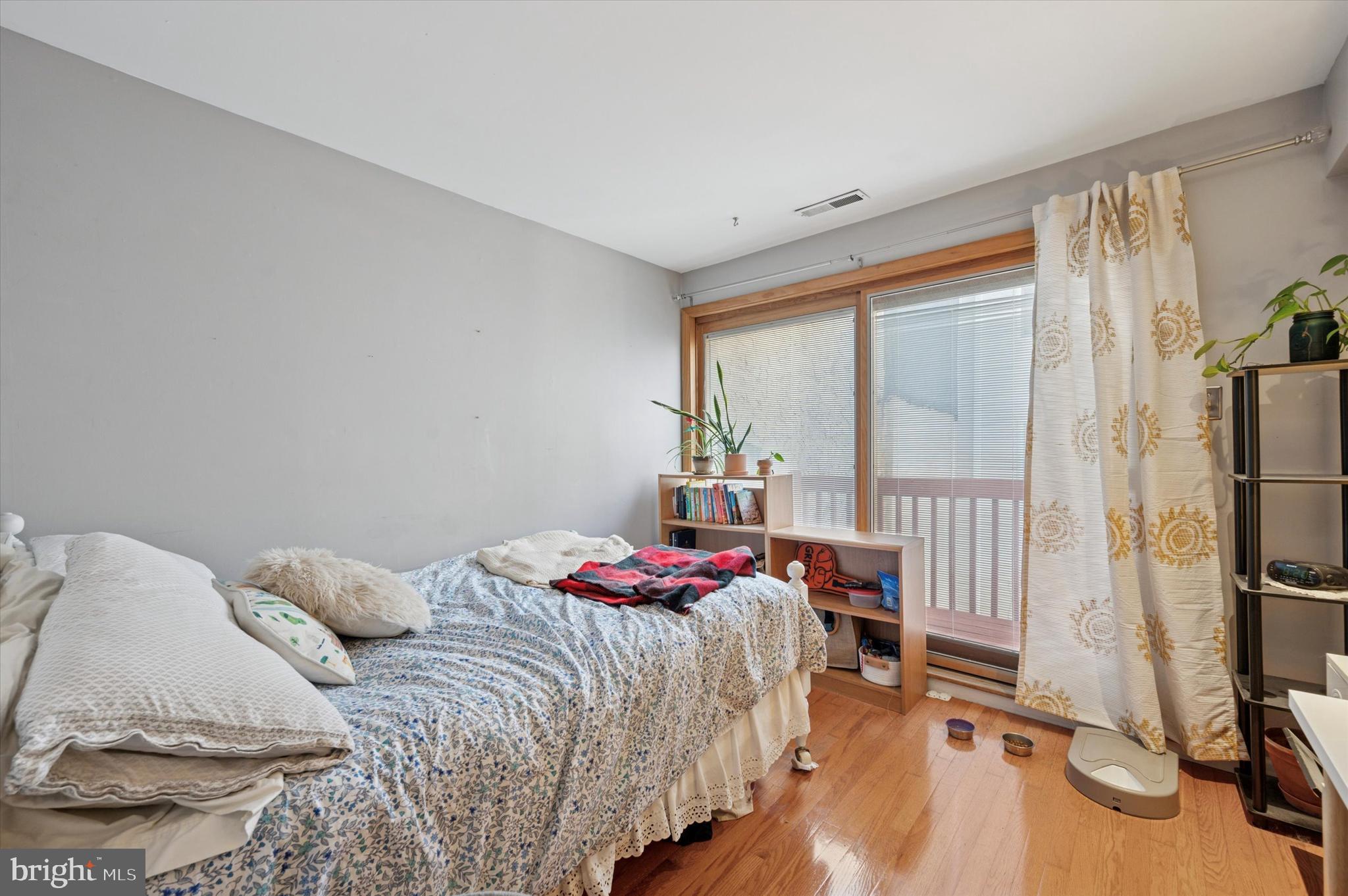 BELLA VISTA - Residential Lease