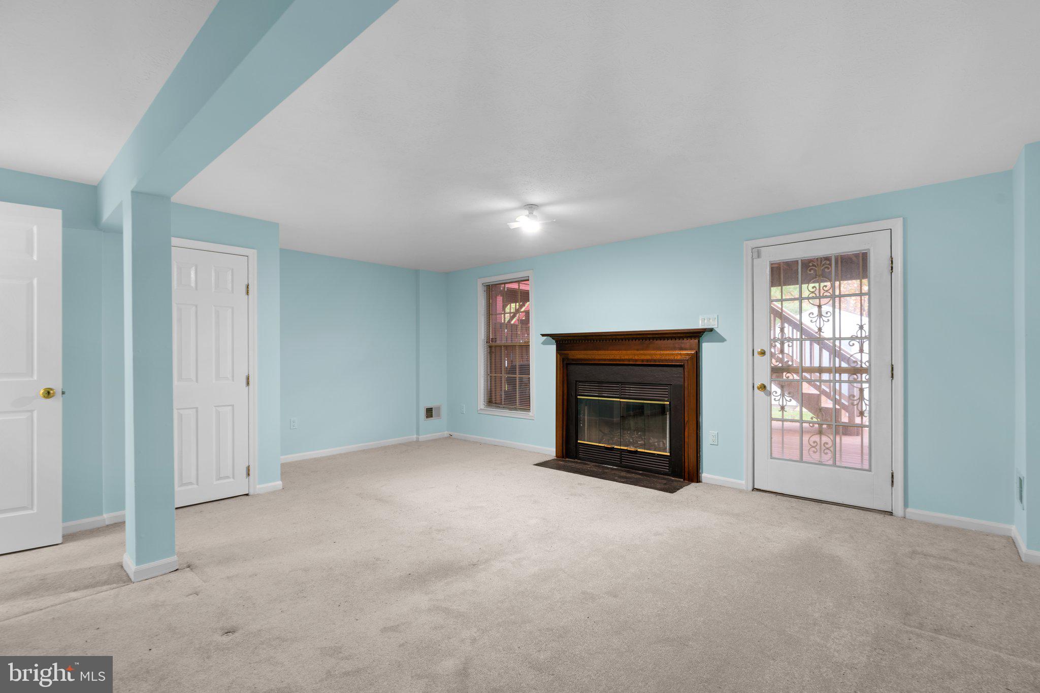 PARKVIEW TRAIL - Residential