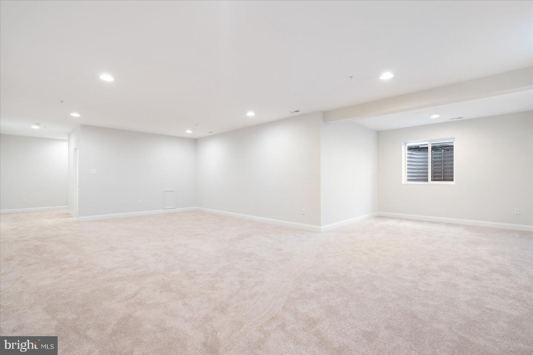 GREENLEIGH AT CROSSROADS - Residential