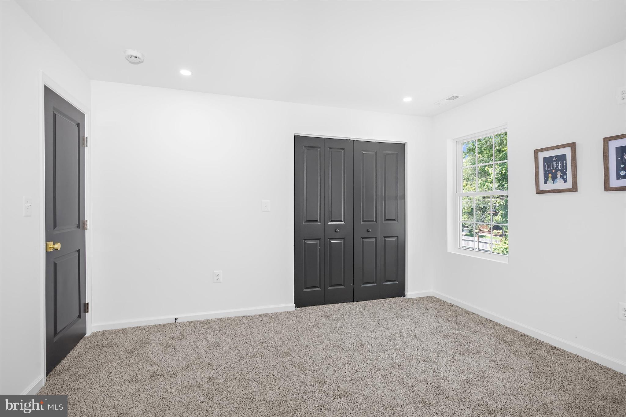 BALTIMORE HIGHLANDS - Residential