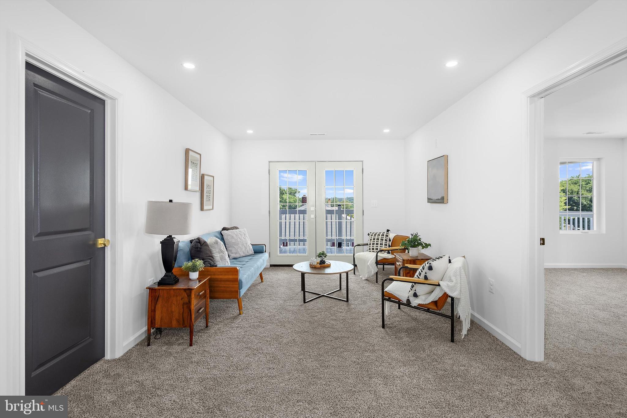 BALTIMORE HIGHLANDS - Residential