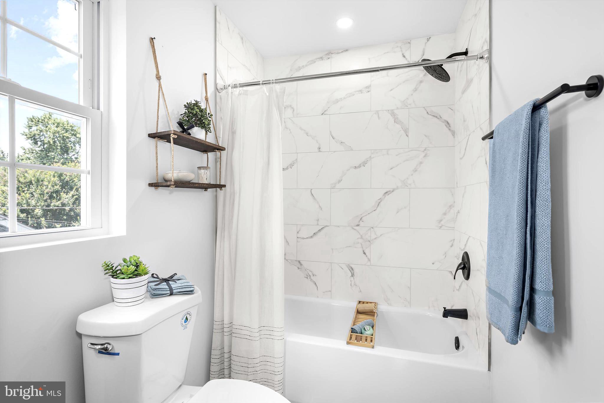 BALTIMORE HIGHLANDS - Residential