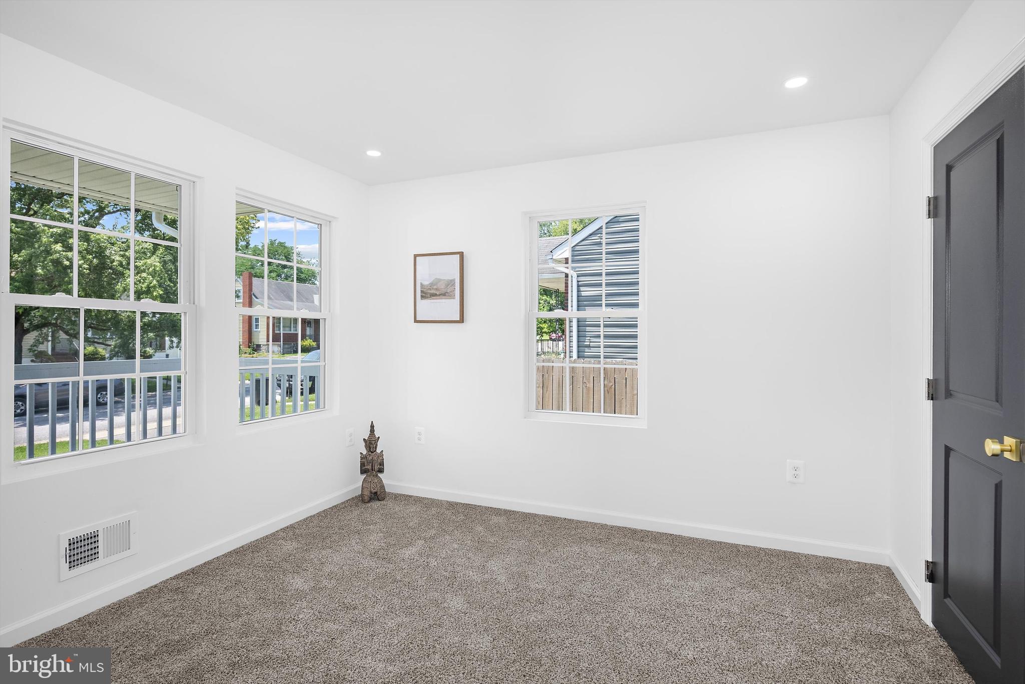 BALTIMORE HIGHLANDS - Residential