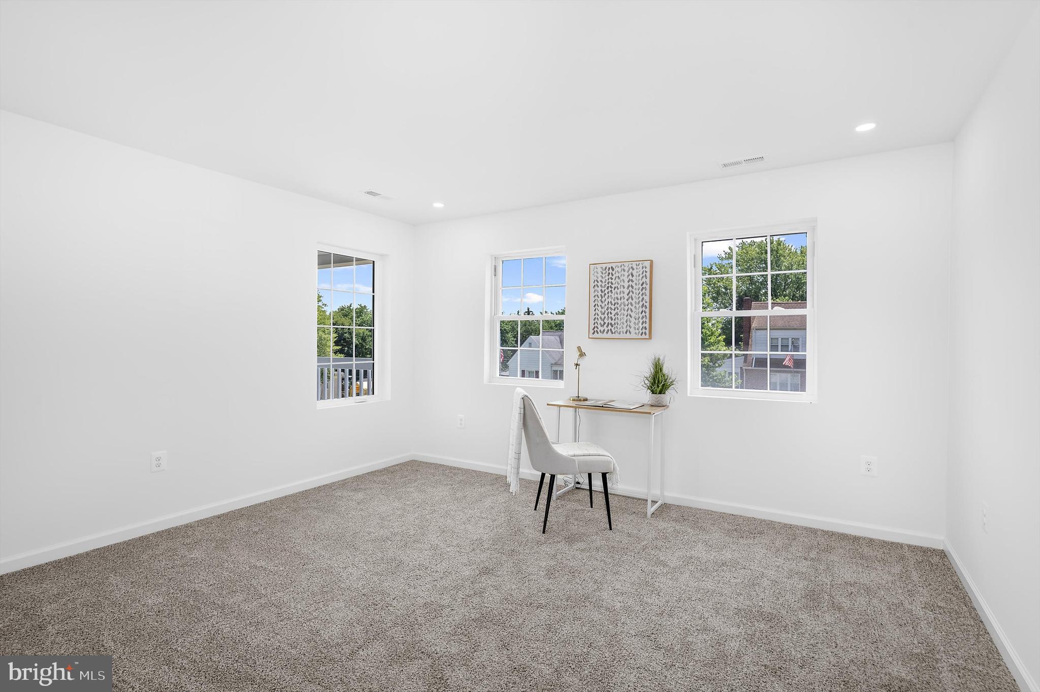 BALTIMORE HIGHLANDS - Residential