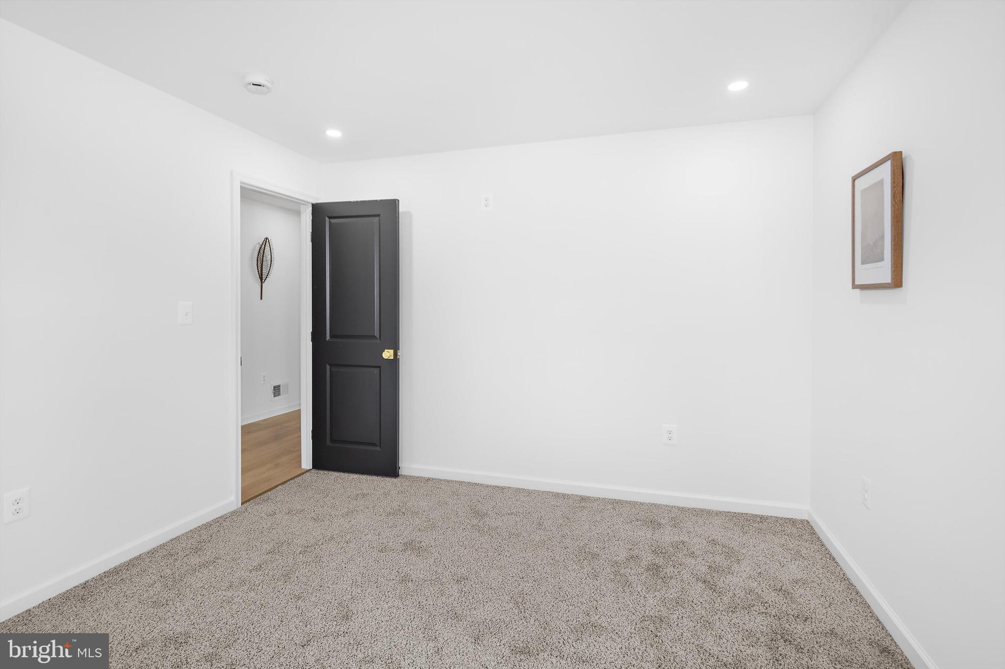 BALTIMORE HIGHLANDS - Residential