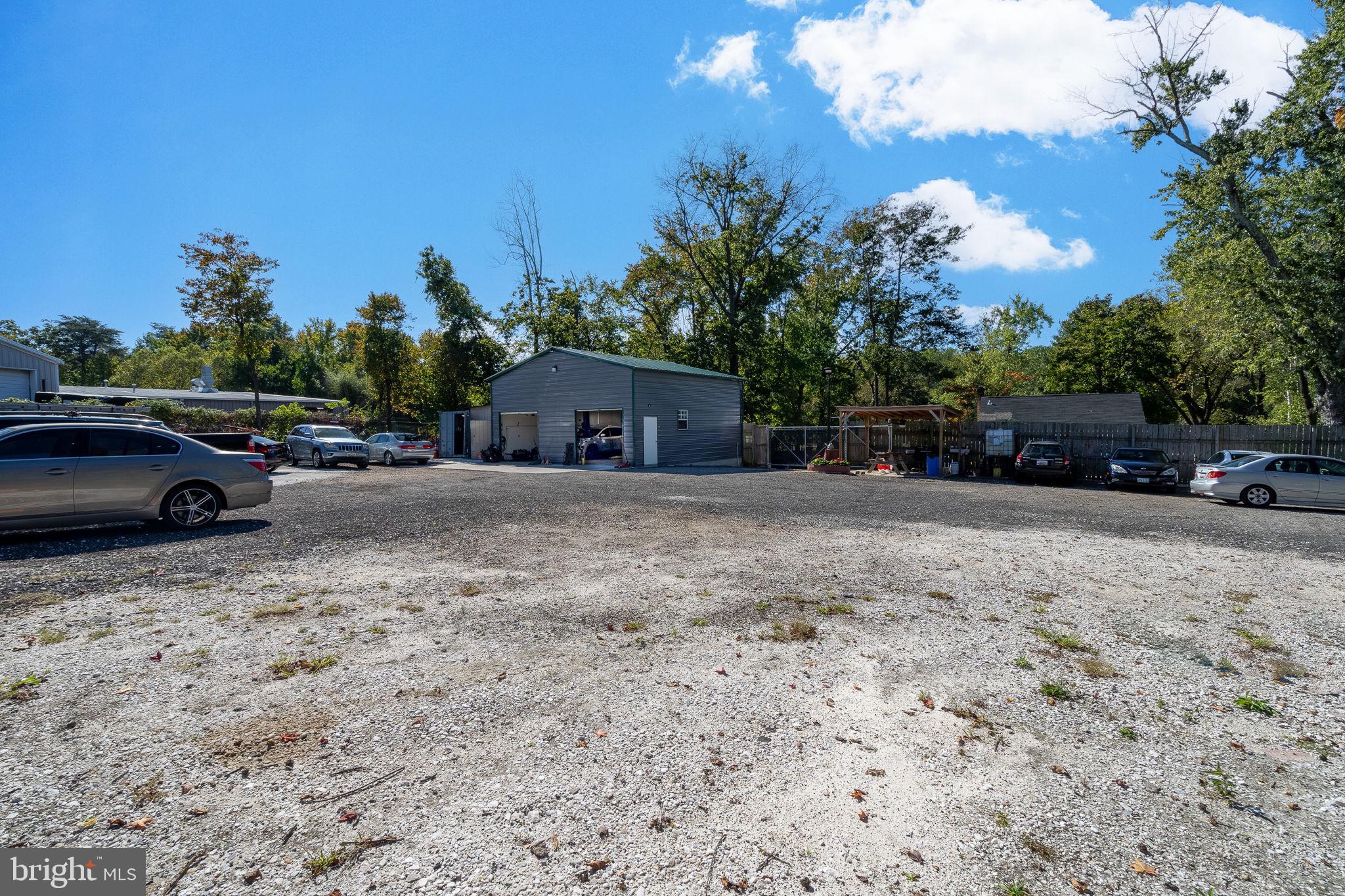 CHAMPION FOREST - Residential