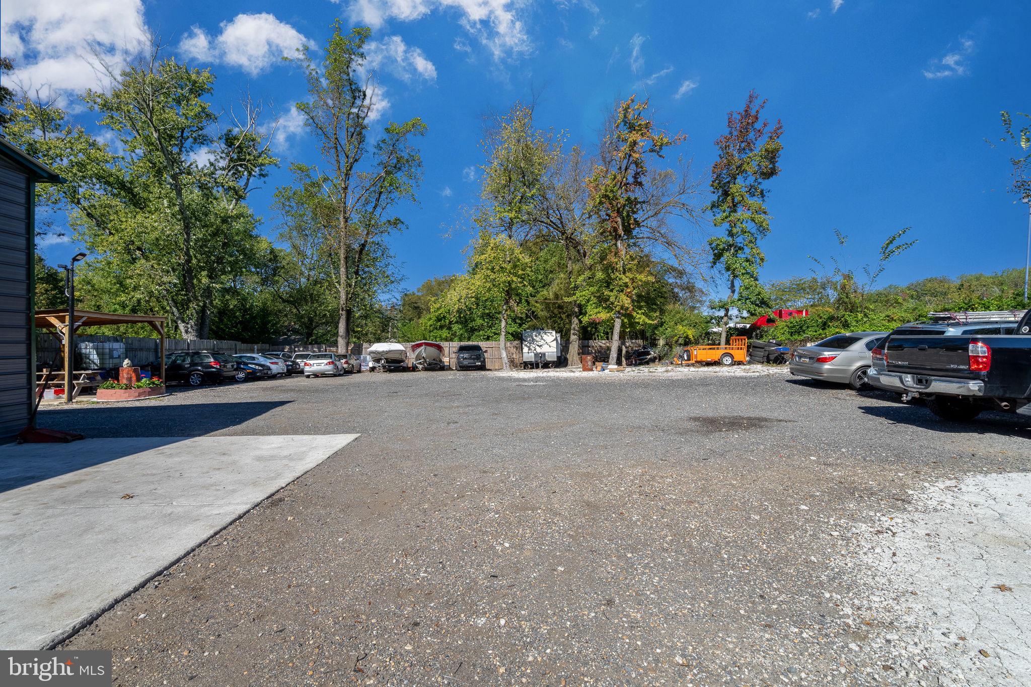 CHAMPION FOREST - Residential