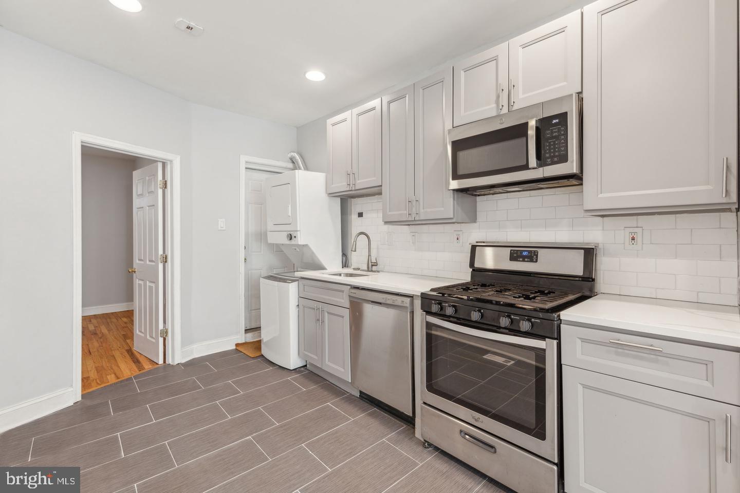 1711 S 6TH STREET