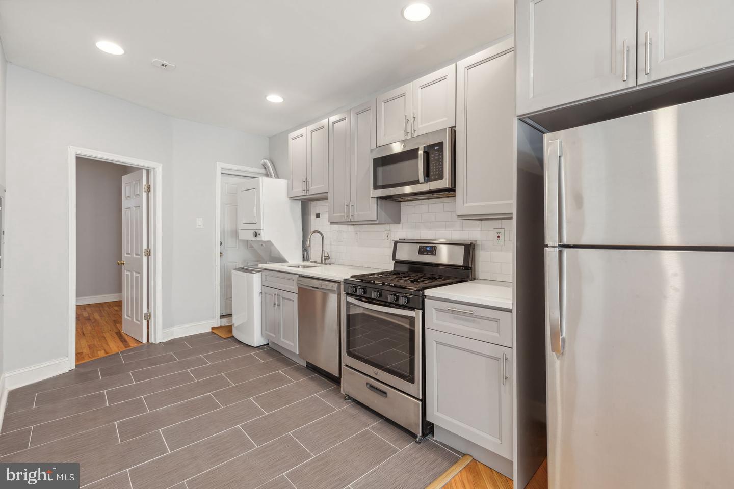 1711 S 6TH STREET