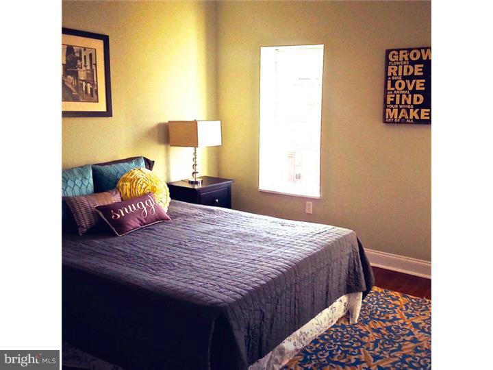 POINT BREEZE - Residential