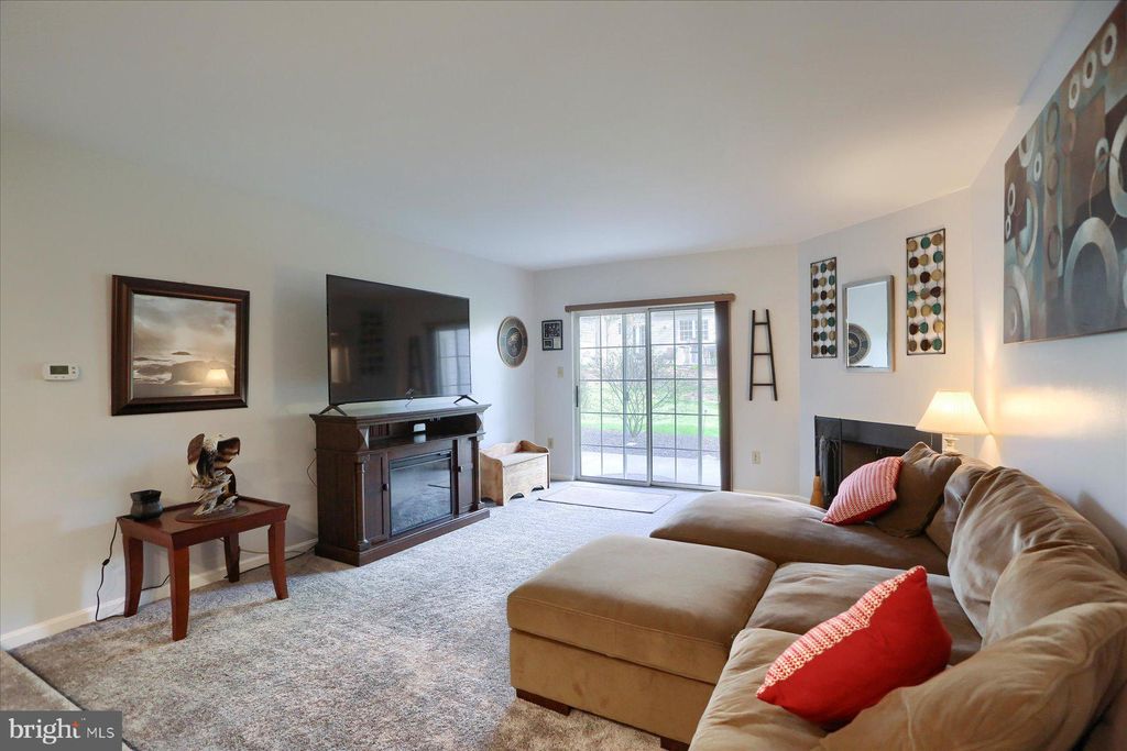 Photo of 203 GREENVIEW DR, LANCASTER, PA 17601 (MLS # PALA2032978)