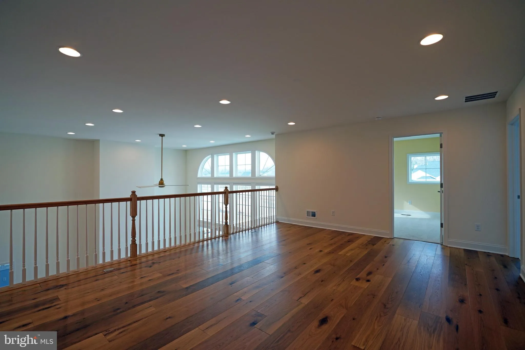 Lewes, Delaware 19958, United States, 5 Bedrooms Bedrooms, ,4 BathroomsBathrooms,Residential,Contingent,807