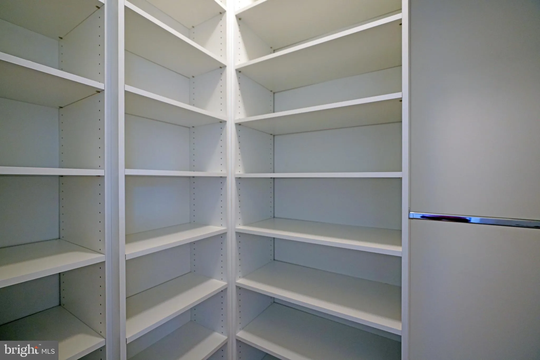 Lewes, Delaware 19958, United States, 5 Bedrooms Bedrooms, ,4 BathroomsBathrooms,Residential,Contingent,807