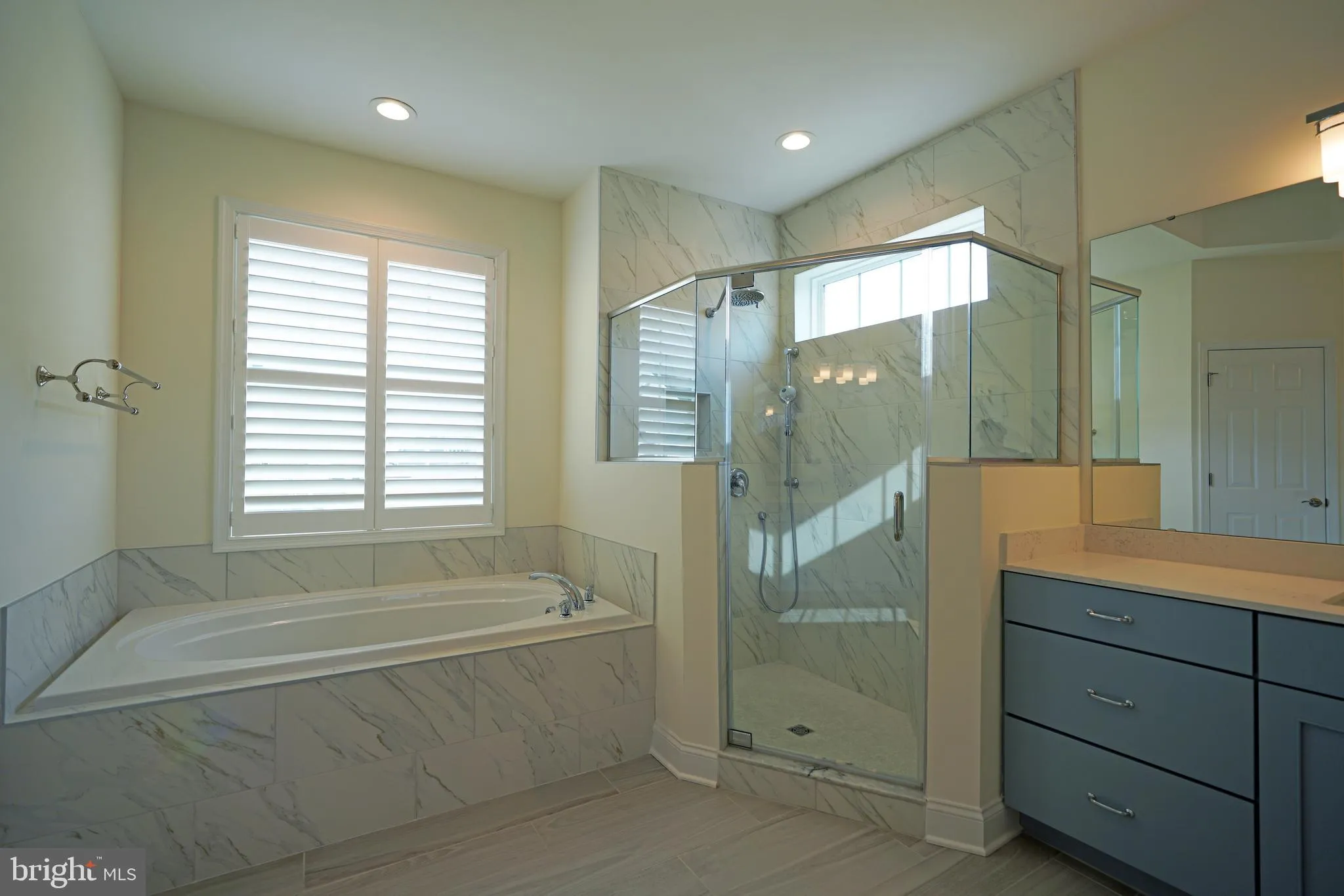 Lewes, Delaware 19958, United States, 5 Bedrooms Bedrooms, ,4 BathroomsBathrooms,Residential,Contingent,807