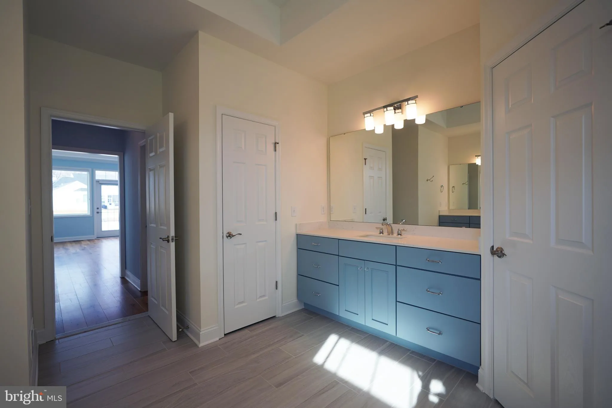 Lewes, Delaware 19958, United States, 5 Bedrooms Bedrooms, ,4 BathroomsBathrooms,Residential,Contingent,807