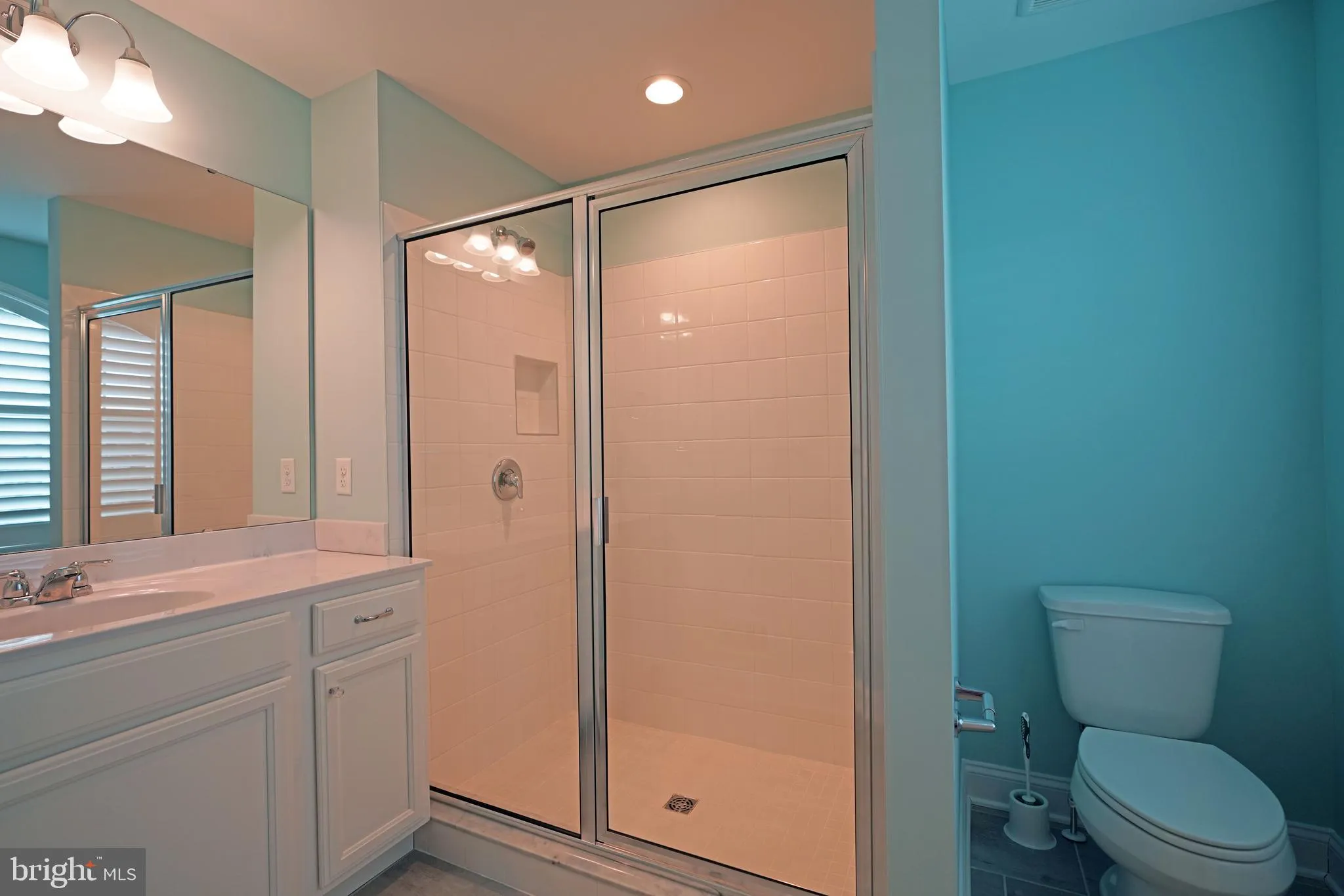 Lewes, Delaware 19958, United States, 5 Bedrooms Bedrooms, ,4 BathroomsBathrooms,Residential,Contingent,807