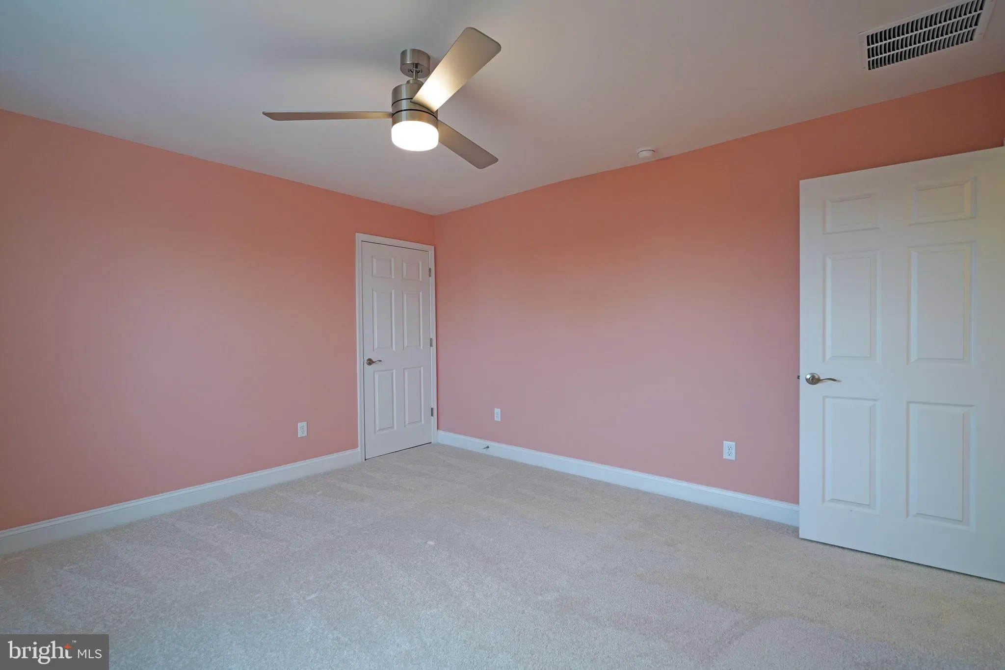 Lewes, Delaware 19958, United States, 5 Bedrooms Bedrooms, ,4 BathroomsBathrooms,Residential,Contingent,807