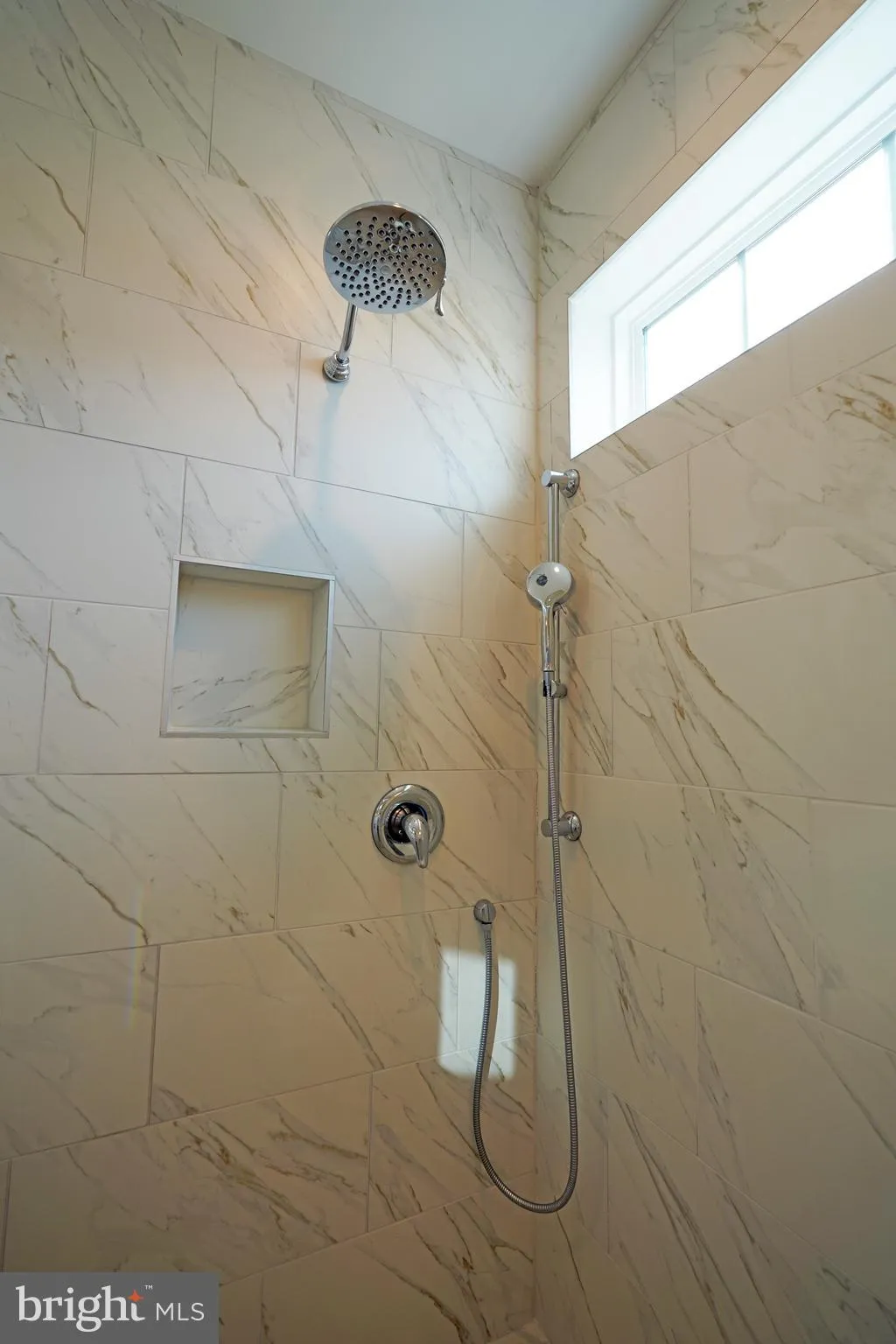 Lewes, Delaware 19958, United States, 5 Bedrooms Bedrooms, ,4 BathroomsBathrooms,Residential,Contingent,807