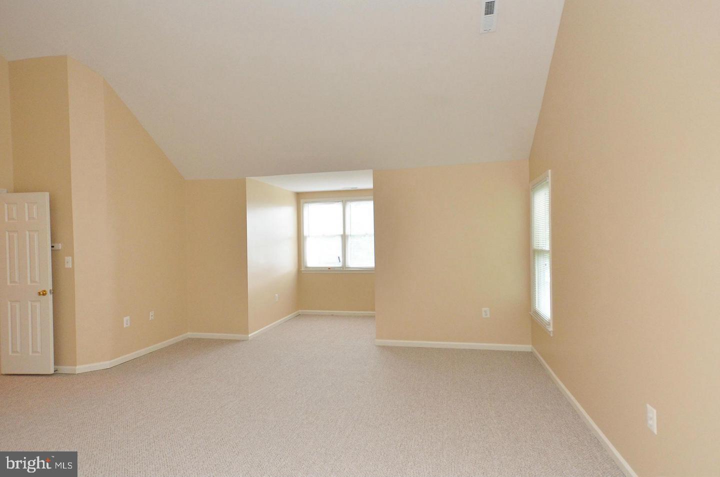 POTOMAC HUNT - Residential Lease