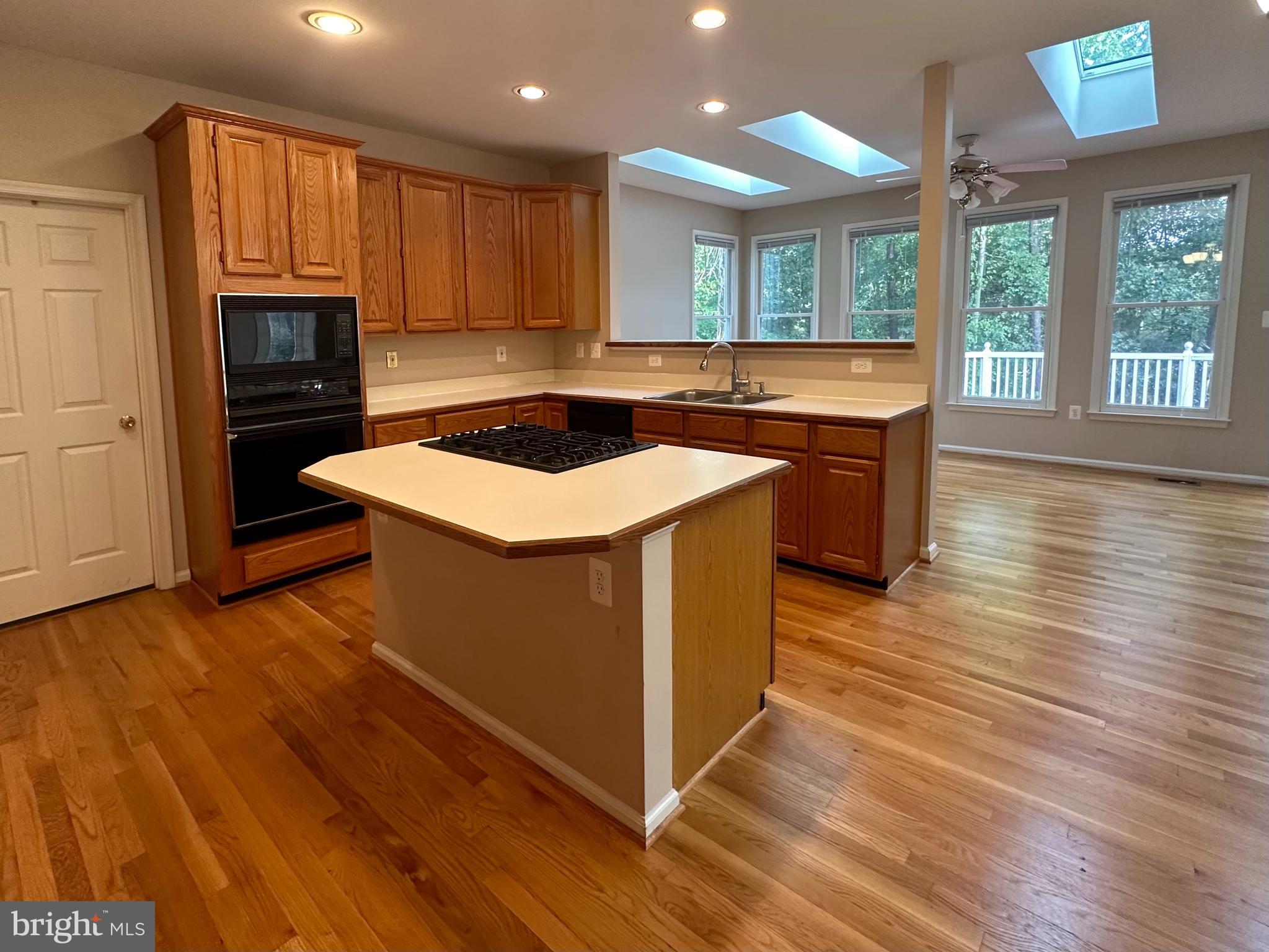 POTOMAC HUNT - Residential Lease