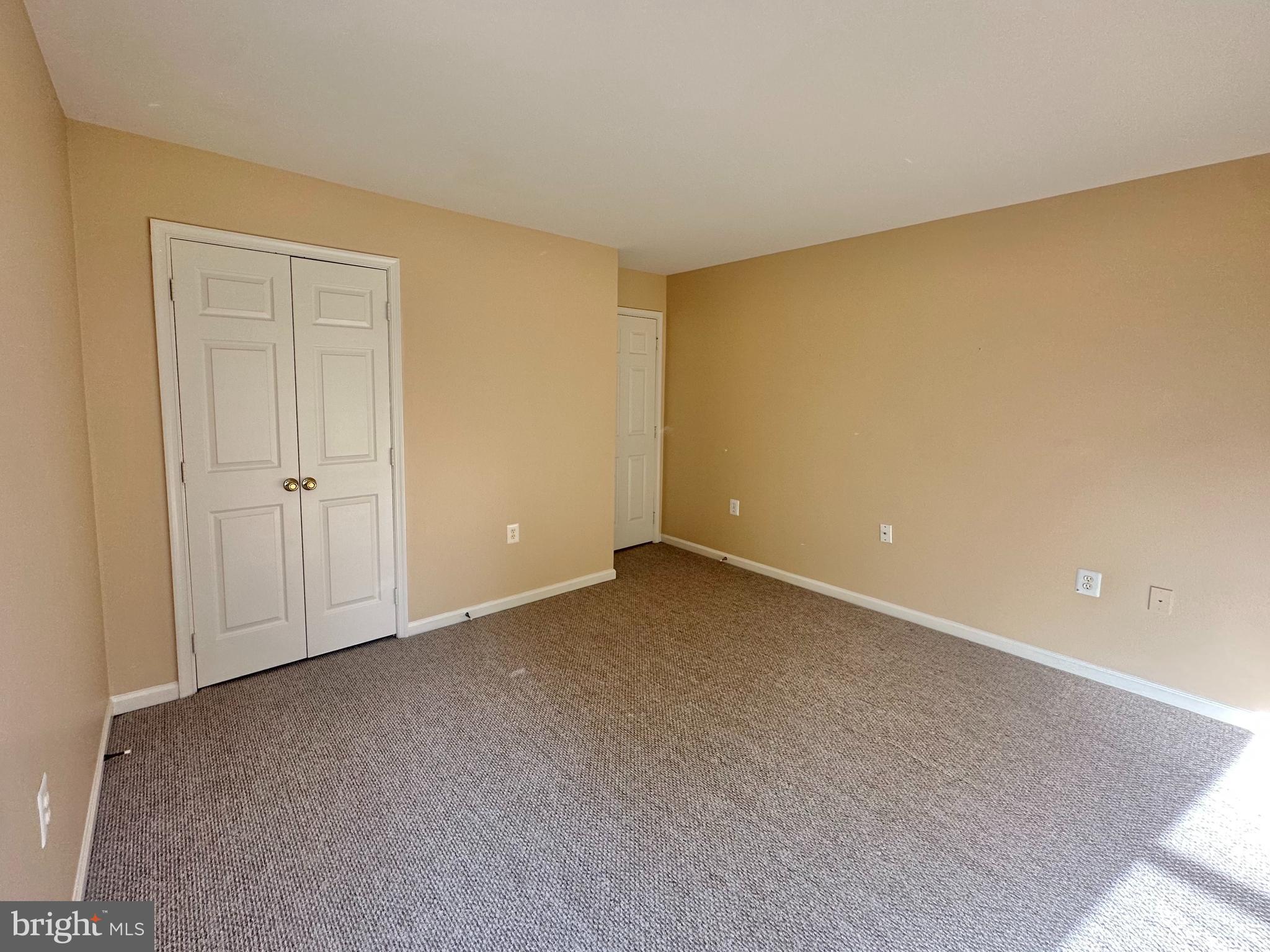 POTOMAC HUNT - Residential Lease