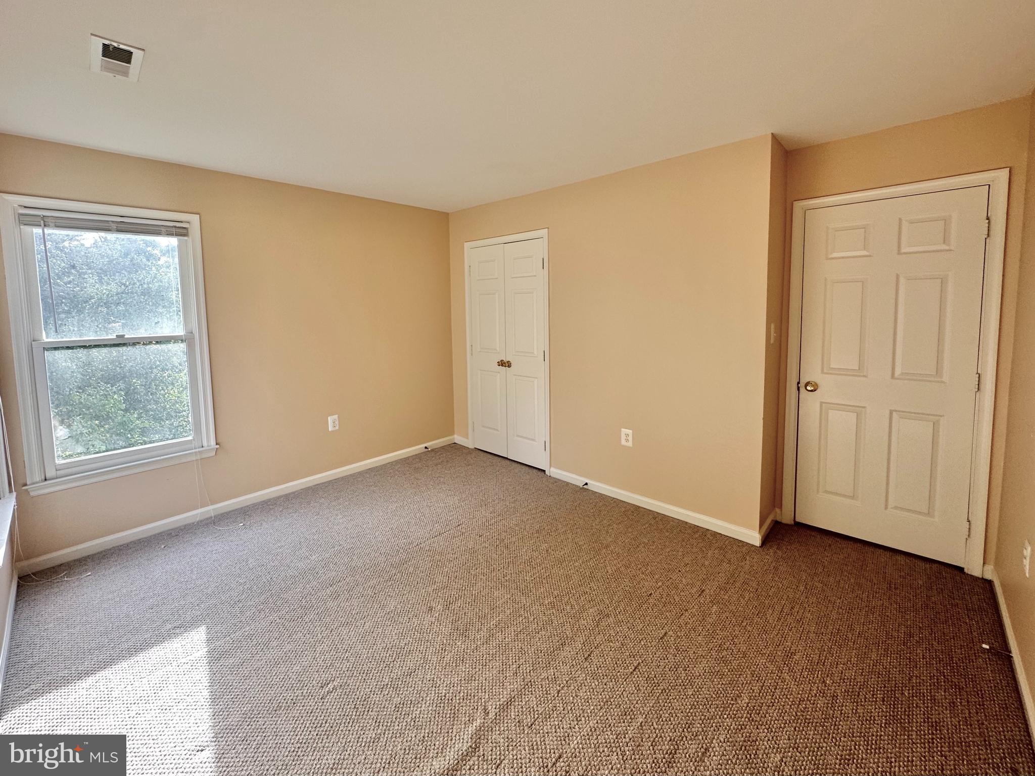 POTOMAC HUNT - Residential Lease