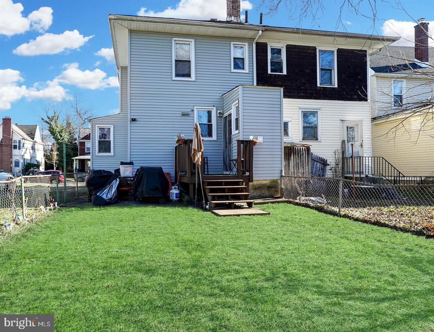 121 CHESTNUT AVENUE