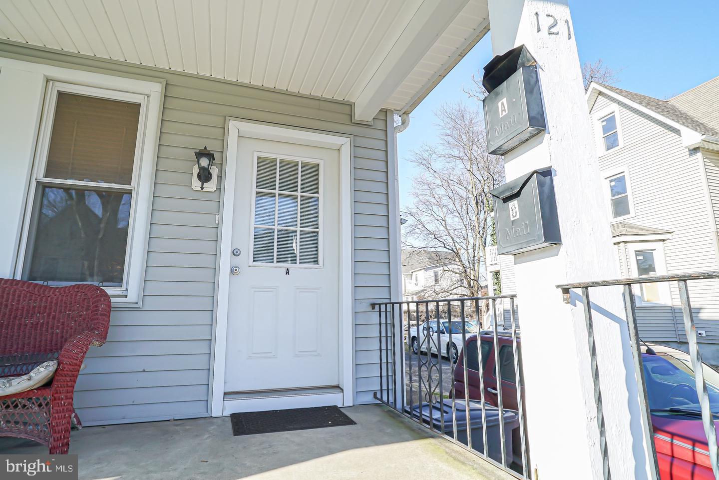 121 CHESTNUT AVENUE