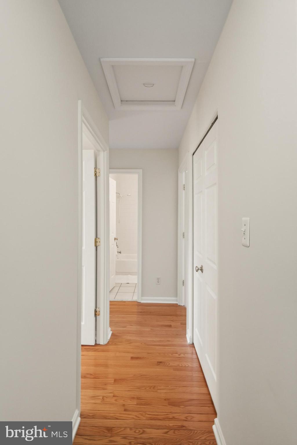 LONDON TOWNE - Residential