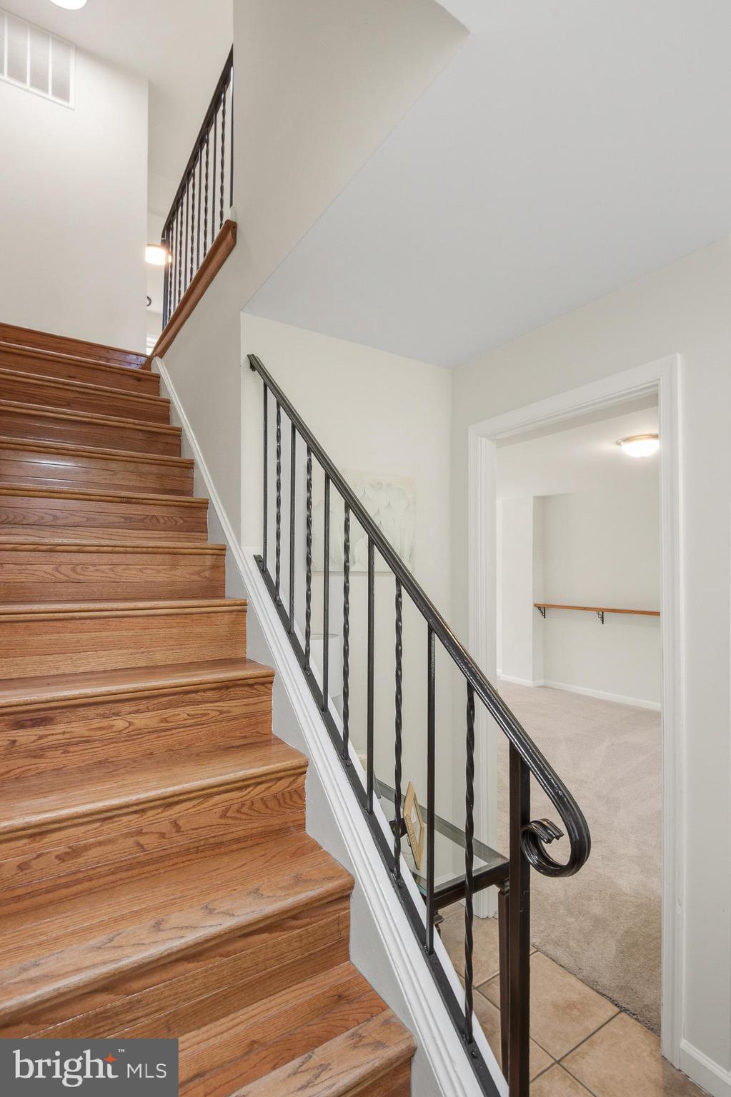 LONDON TOWNE - Residential