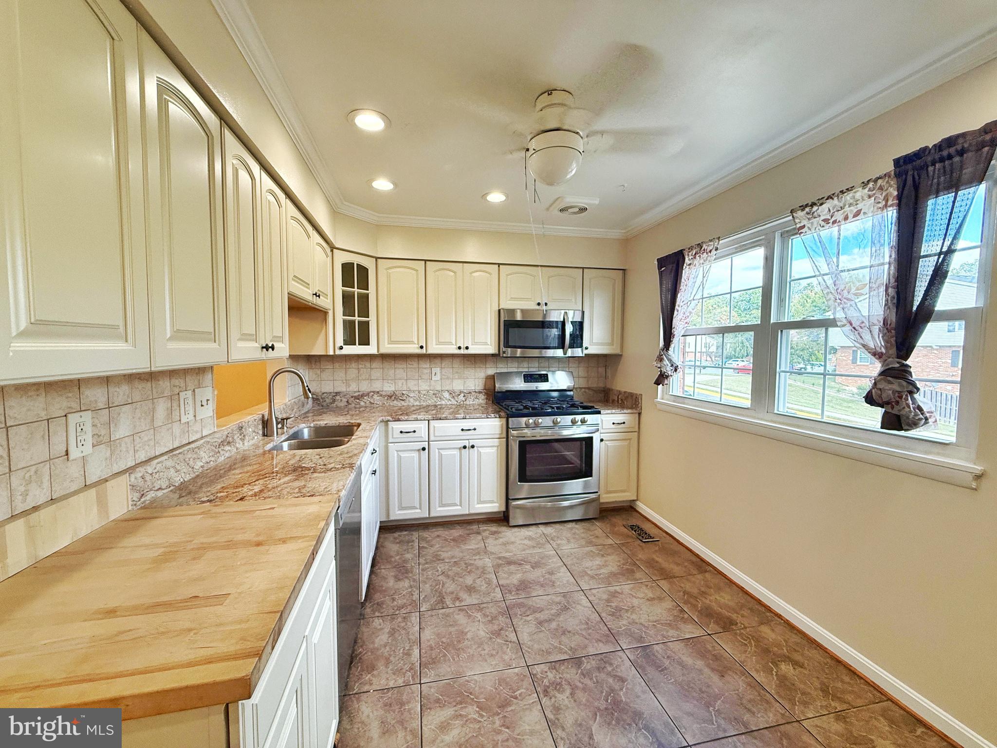 15008 CHERRYDALE DRIVE