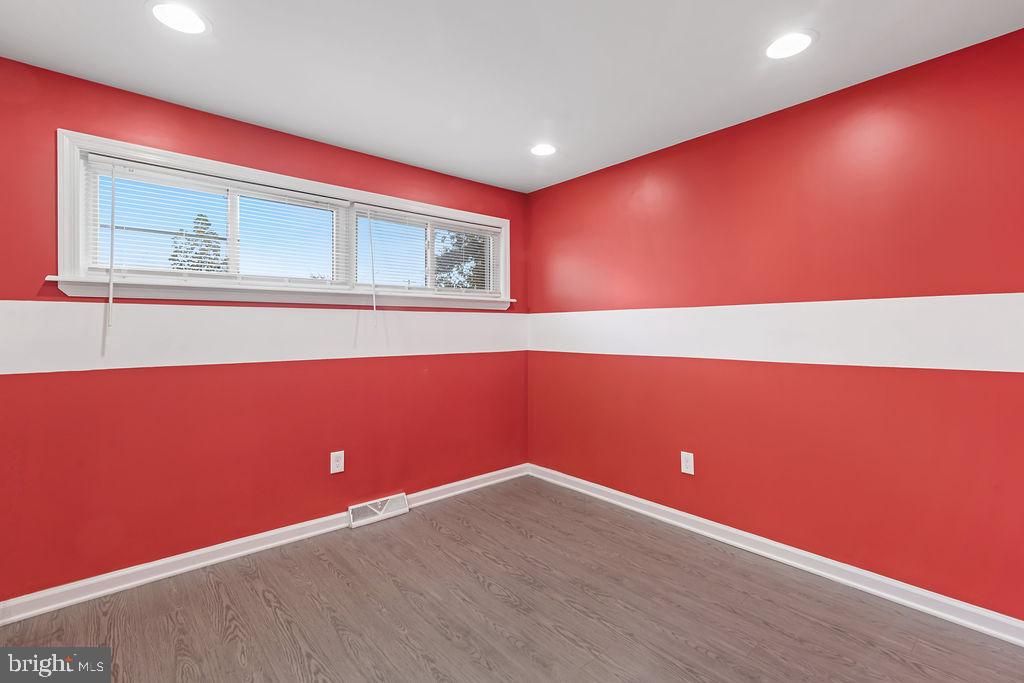 SUNNYFIELD - Residential