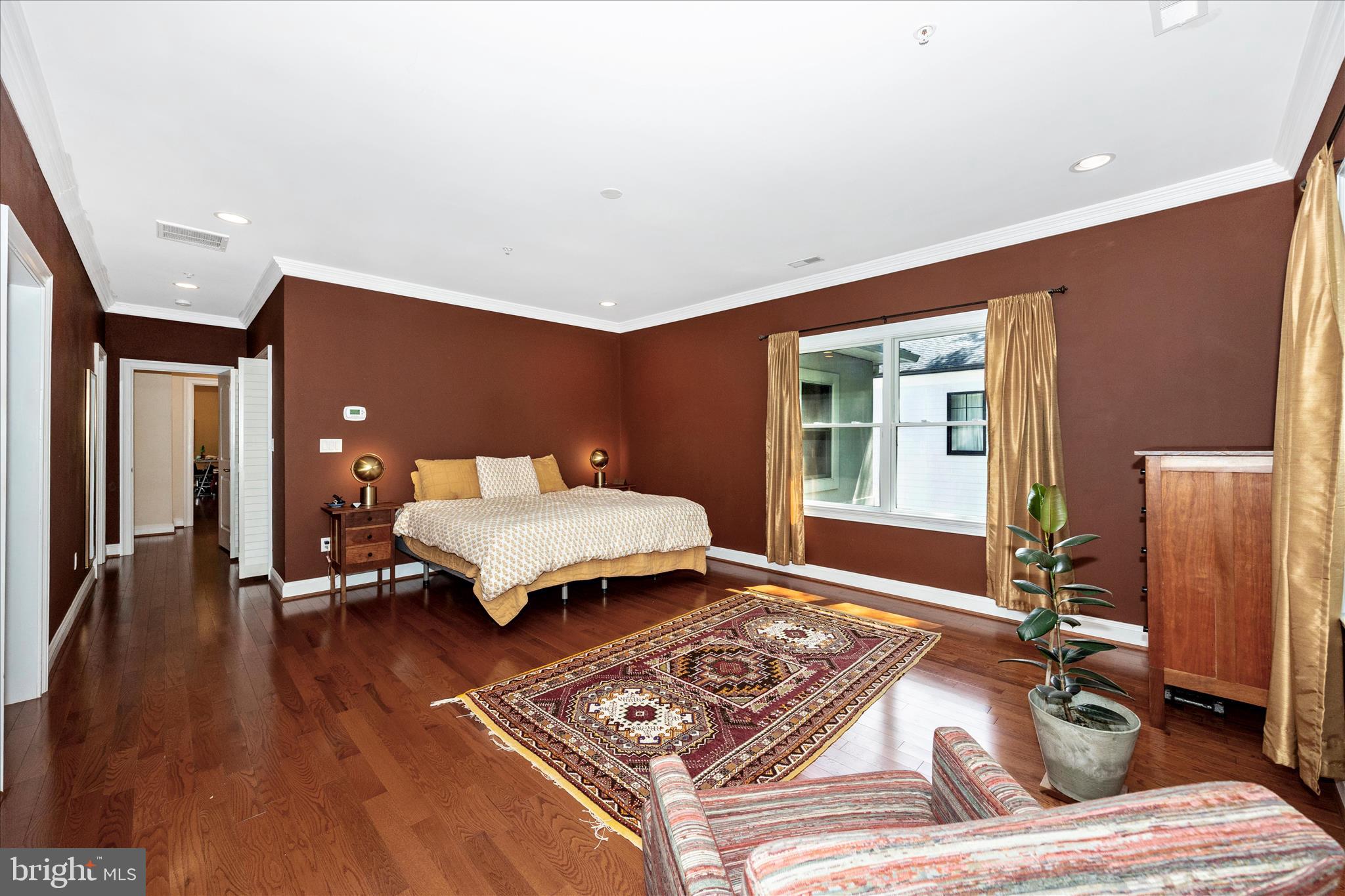 KENSINGTON ESTATES - Residential