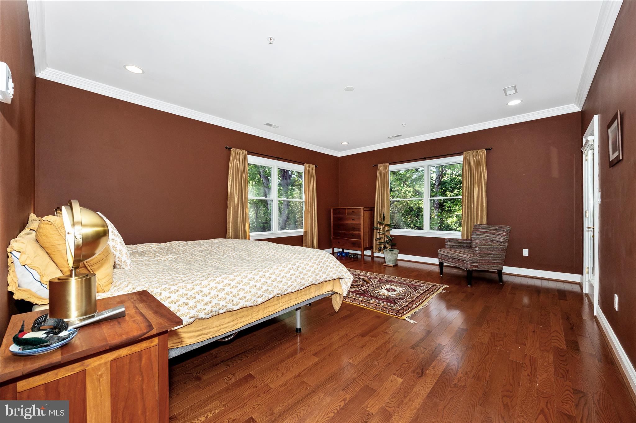KENSINGTON ESTATES - Residential